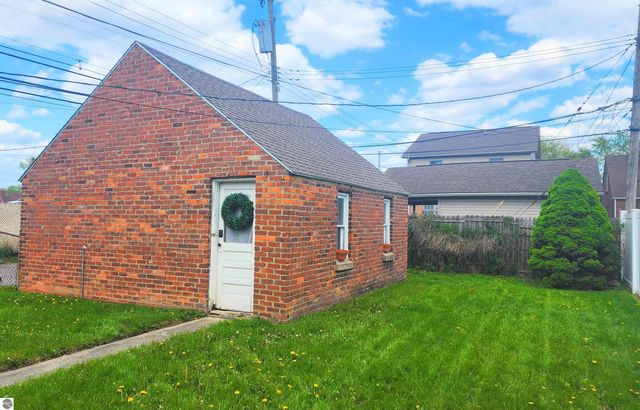 7121 Osage Drive, Allen Park, MI 48101