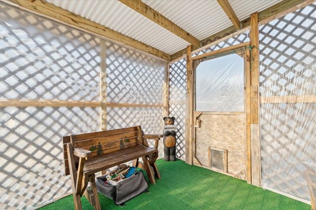 20089 W Lake Montcalm Road, Howard City, MI 49329