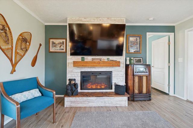 20089 W Lake Montcalm Road, Howard City, MI 49329