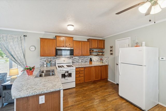 20089 W Lake Montcalm Road, Howard City, MI 49329