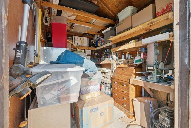 20089 W Lake Montcalm Road, Howard City, MI 49329