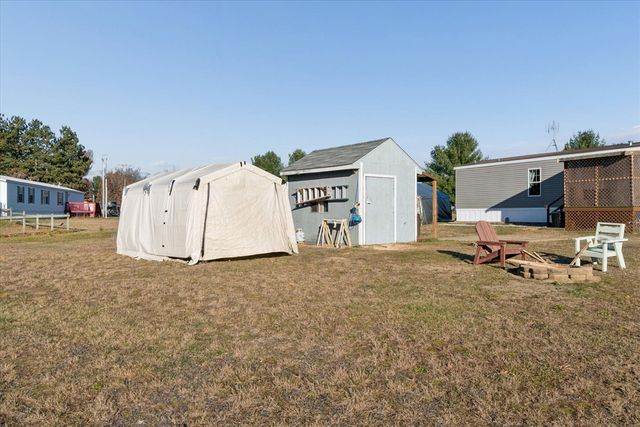 20089 W Lake Montcalm Road, Howard City, MI 49329