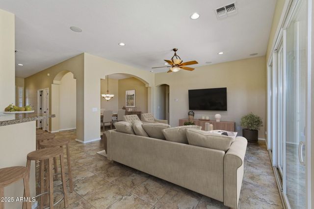 19919 N SANTA CRUZ Drive, Maricopa, AZ 85138