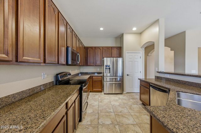 19919 N SANTA CRUZ Drive, Maricopa, AZ 85138