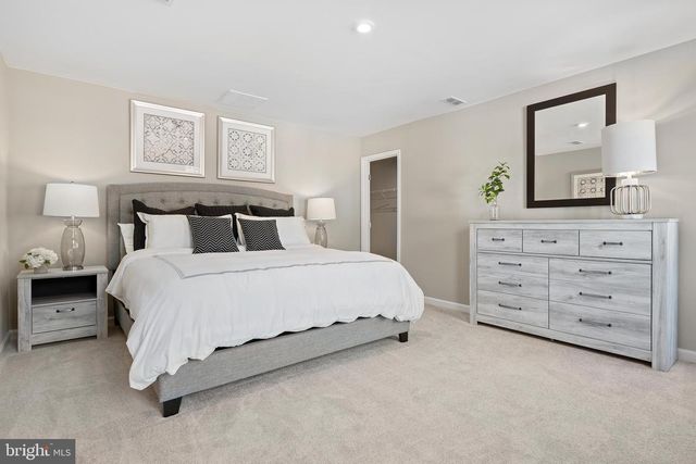 3306 MUTUAL DR, Inwood, WV 25428