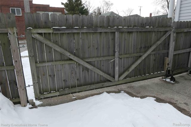 1409 Kearney Street, Port Huron, MI 48060