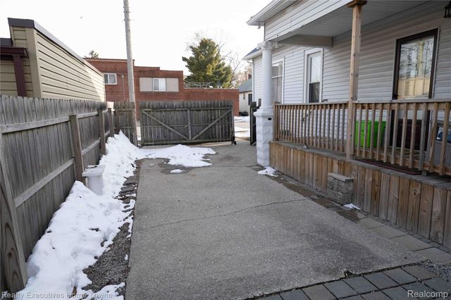 1409 Kearney Street, Port Huron, MI 48060