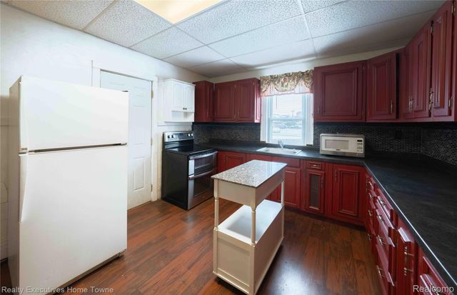 1409 Kearney Street, Port Huron, MI 48060