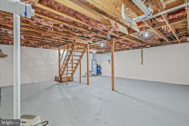 495 GETAWAY RD, Hedgesville, WV 25427