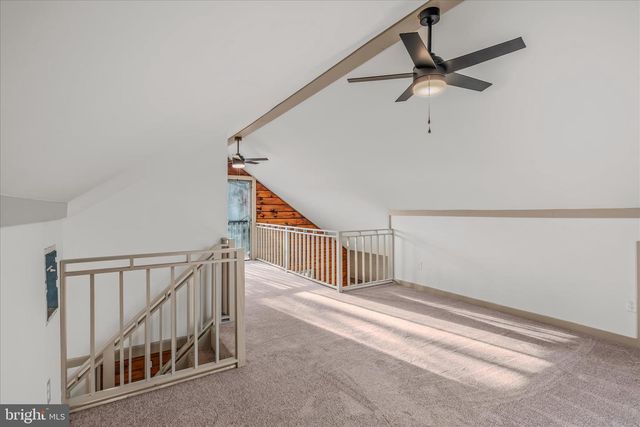 495 GETAWAY RD, Hedgesville, WV 25427