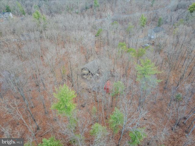 495 GETAWAY RD, Hedgesville, WV 25427