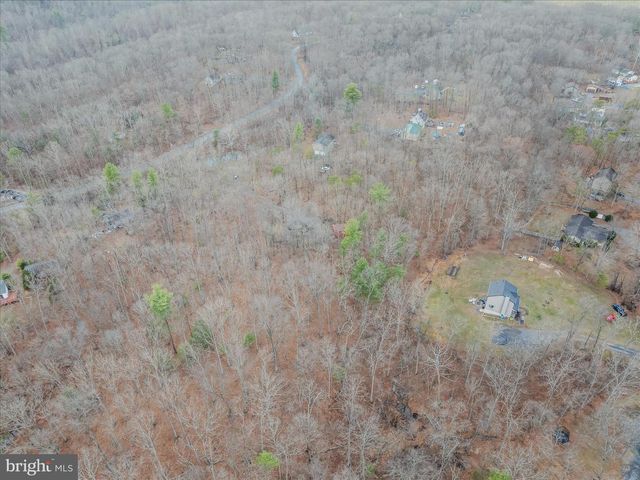 495 GETAWAY RD, Hedgesville, WV 25427