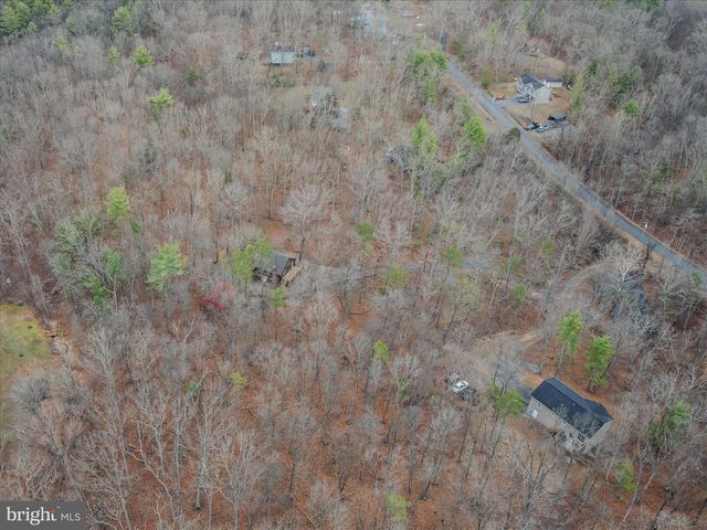 495 GETAWAY RD, Hedgesville, WV 25427