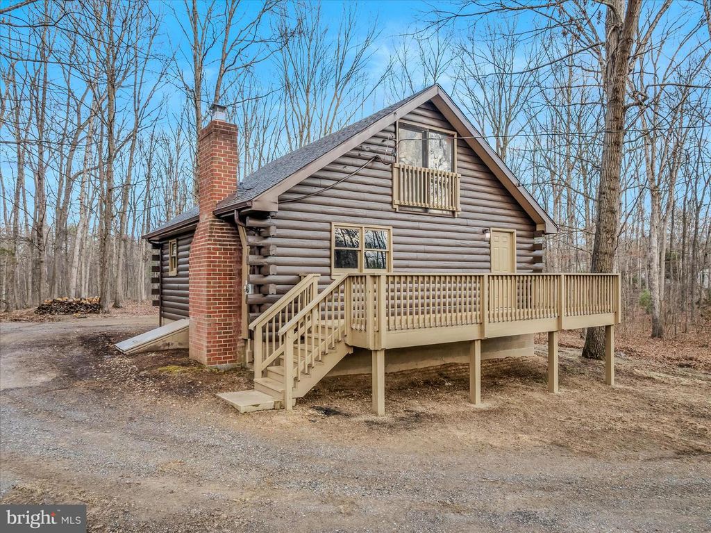 495 GETAWAY RD, Hedgesville, WV 25427