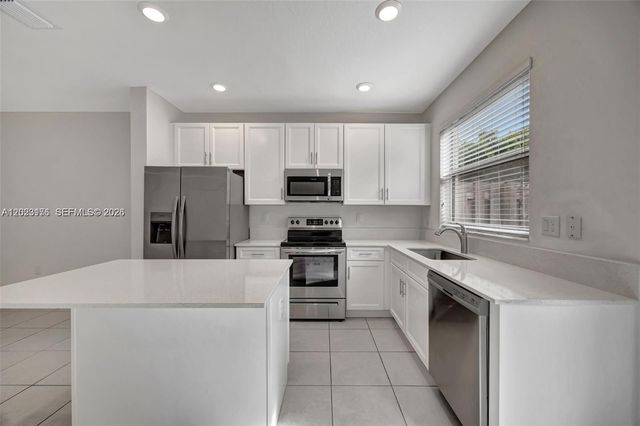 1857 SE 26th Ter, Homestead, FL 33035