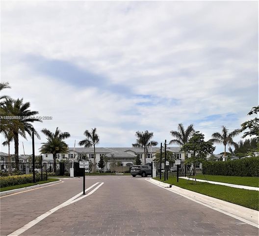 1857 SE 26th Ter, Homestead, FL 33035