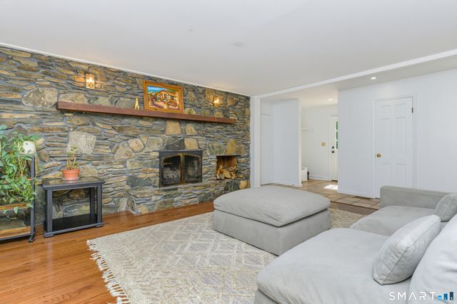 35 Macadam Terrace, Milford, CT 06461