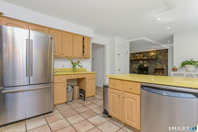 35 Macadam Terrace, Milford, CT 06461