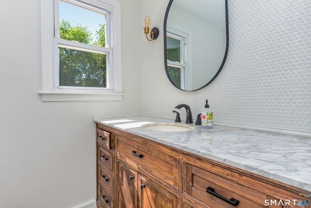 35 Macadam Terrace, Milford, CT 06461