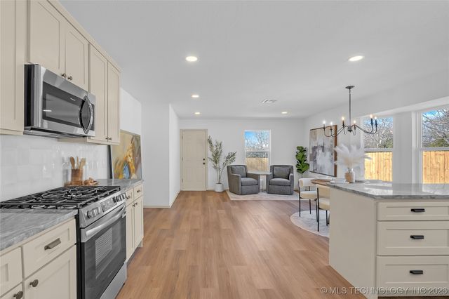 17662 S Tacoma Street, Mounds, OK 74033