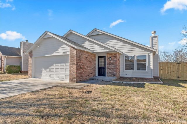17662 S Tacoma Street, Mounds, OK 74033