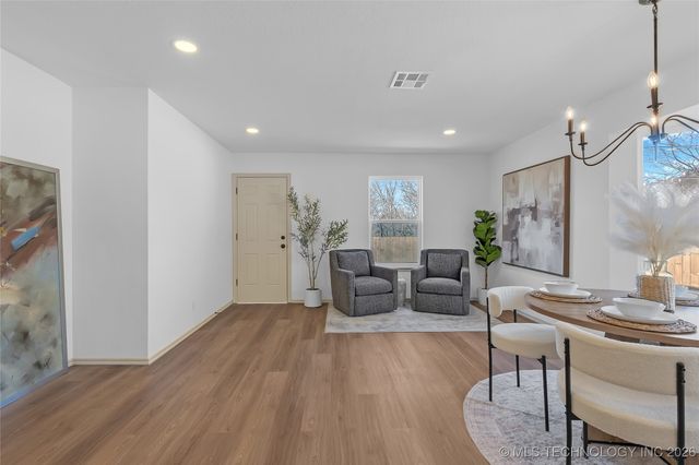 17662 S Tacoma Street, Mounds, OK 74033