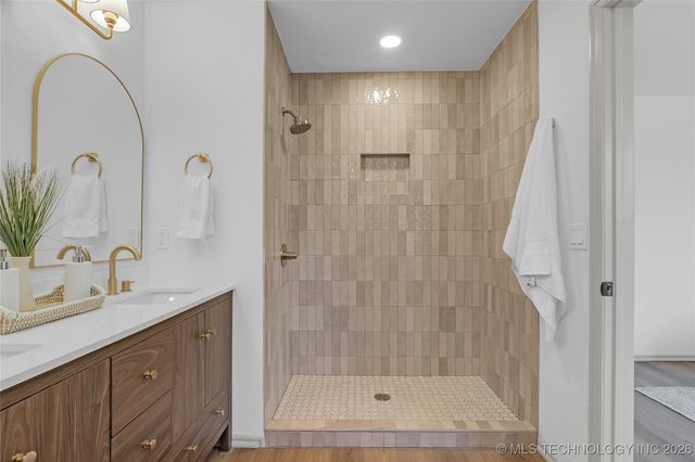 17662 S Tacoma Street, Mounds, OK 74033