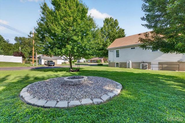 308 W W 8th Street Street, Washington, MO 63090