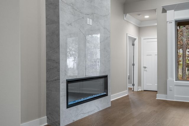 13 Villas Way, Hot Springs Village, AR 71909