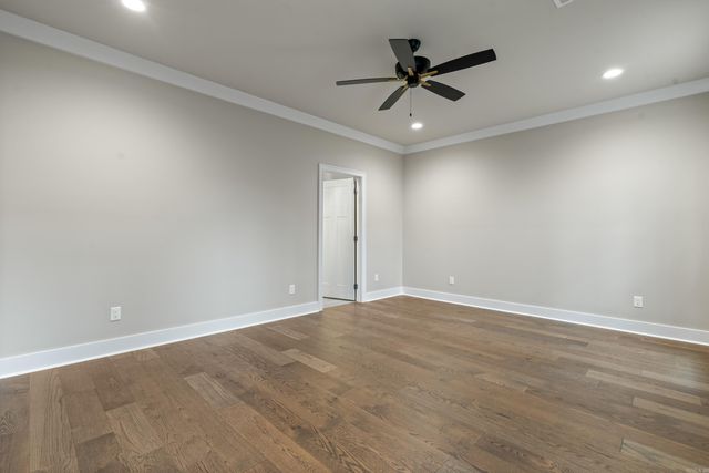 13 Villas Way, Hot Springs Village, AR 71909