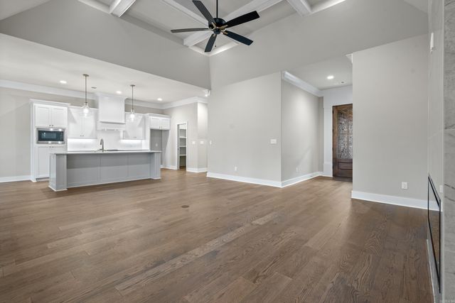 13 Villas Way, Hot Springs Village, AR 71909