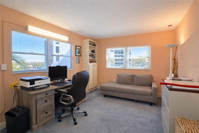 9950 62ND TERRACE N 319, St Petersburg, FL 33708