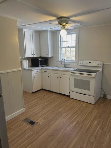 33-35 St Thomas Street, Dover, NH 03820