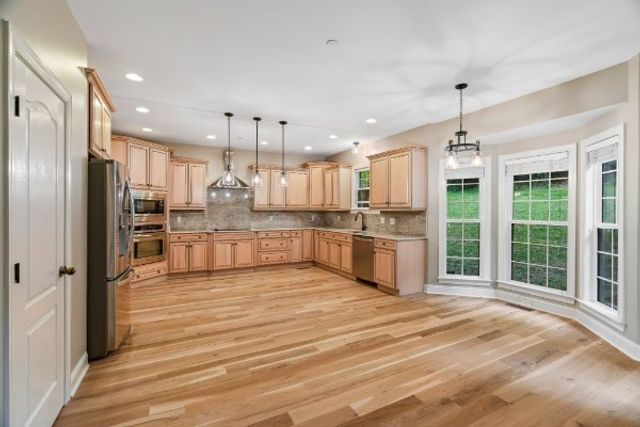 720 Stonecastle Pl, Nolensville, TN 37135