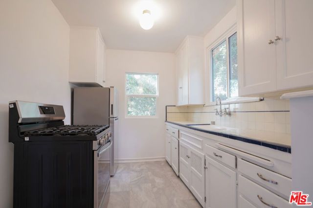 4164 Stansbury Avenue, Sherman Oaks, CA 91423
