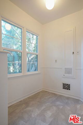 4164 Stansbury Avenue, Sherman Oaks, CA 91423