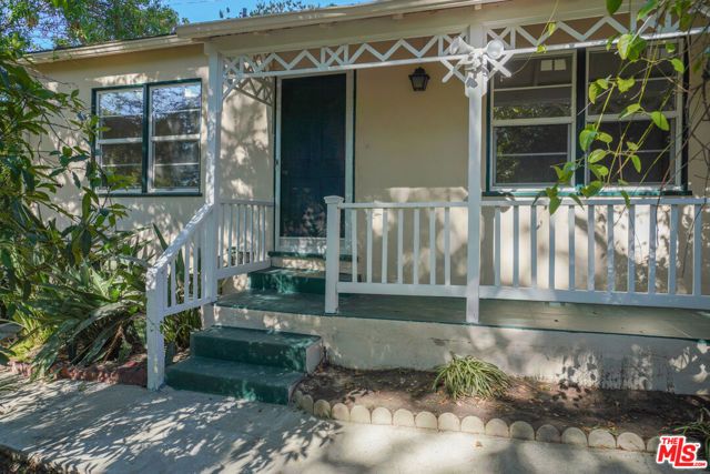 4164 Stansbury Avenue, Sherman Oaks, CA 91423