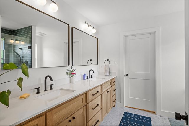 165 Vz County Road 1126, Fruitvale, TX 75127
