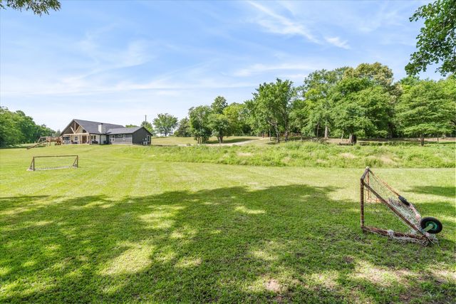 165 Vz County Road 1126, Fruitvale, TX 75127