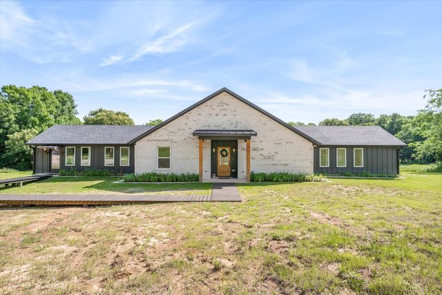 165 Vz County Road 1126, Fruitvale, TX 75127