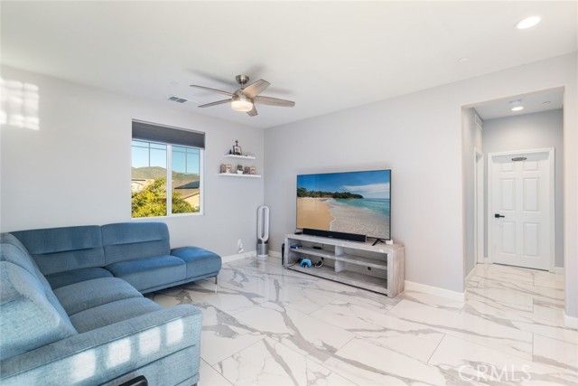 24812 Solvang Lane, Menifee, CA 92584