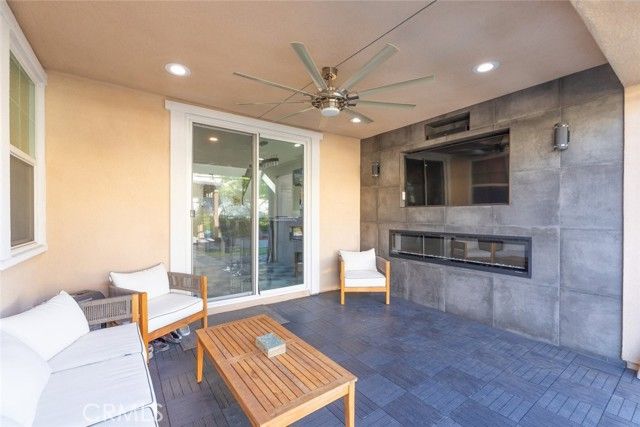 24812 Solvang Lane, Menifee, CA 92584