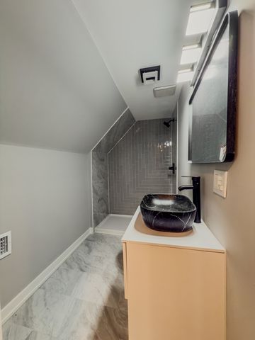 9318 S Peoria Street, Chicago, IL 60620