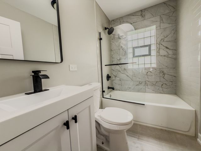 9318 S Peoria Street, Chicago, IL 60620