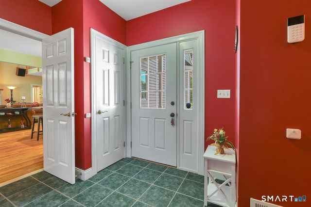 10 Isabell Drive, Madison, CT 06443
