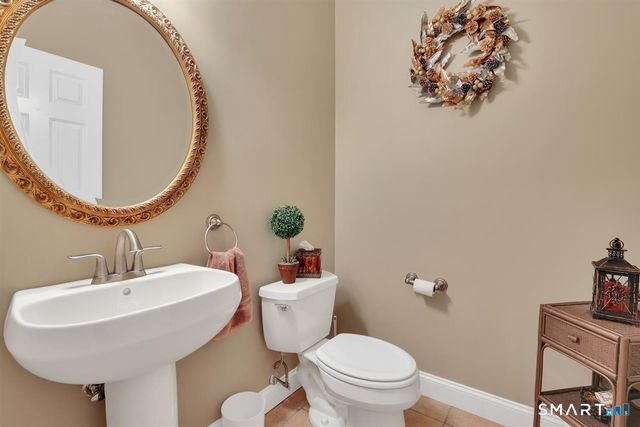 10 Isabell Drive, Madison, CT 06443