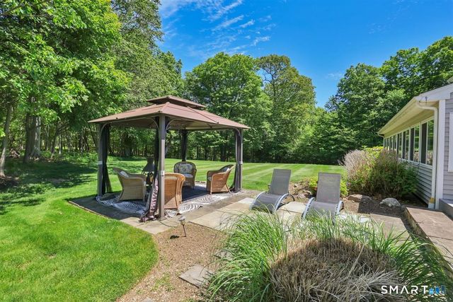 10 Isabell Drive, Madison, CT 06443