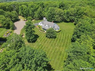 10 Isabell Drive, Madison, CT 06443