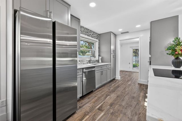 1501 N DAKOTA AVENUE NE, St Petersburg, FL 33703