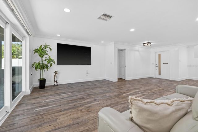 1501 N DAKOTA AVENUE NE, St Petersburg, FL 33703
